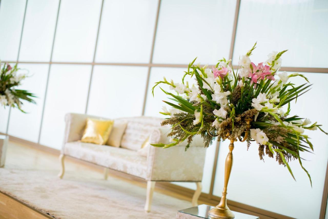 Holiday Inn Algiers - Cheraga Tower By Ihg Buitenkant foto